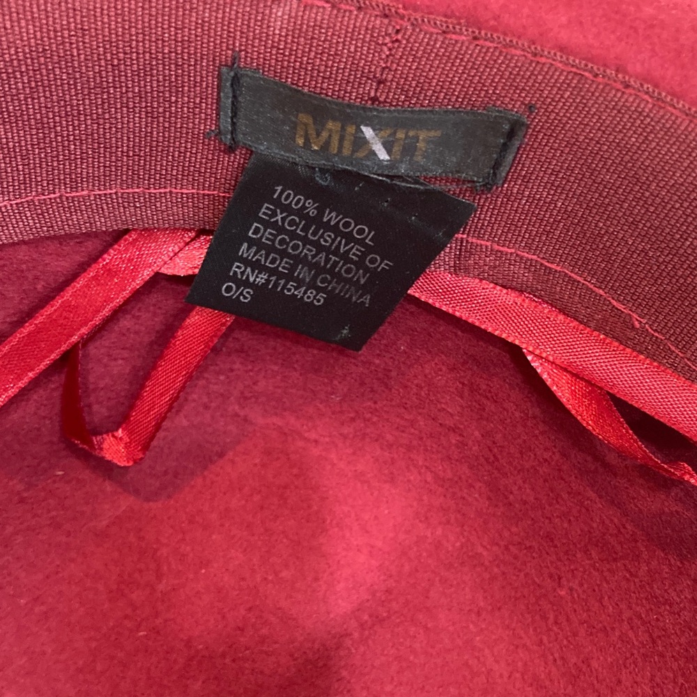 100% wool hat - Picture 8 of 13